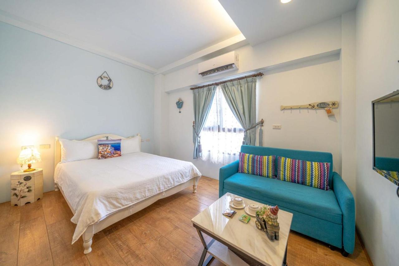Aurora Castle Guest House Luodong Luaran gambar